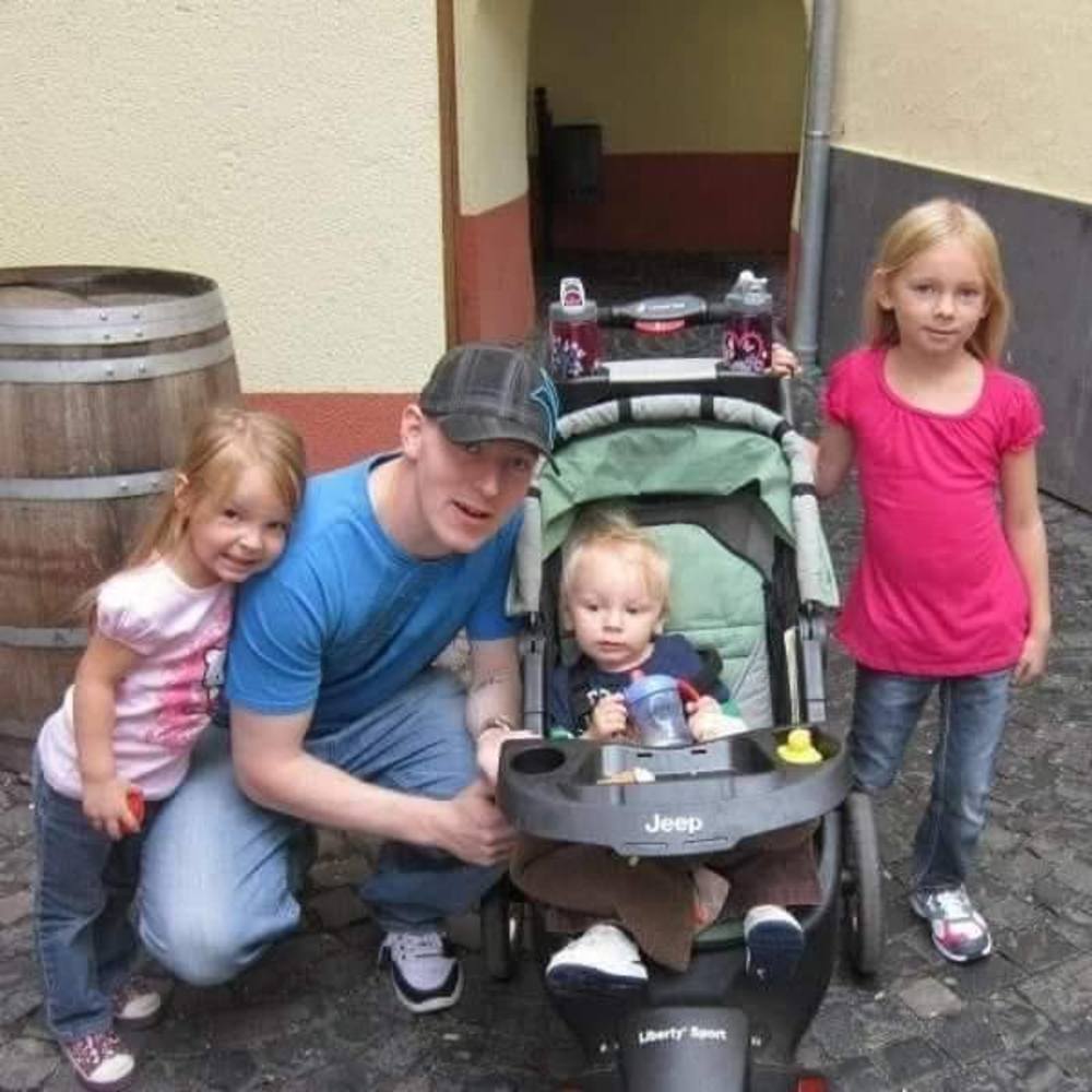 Meet your Posher, Chris